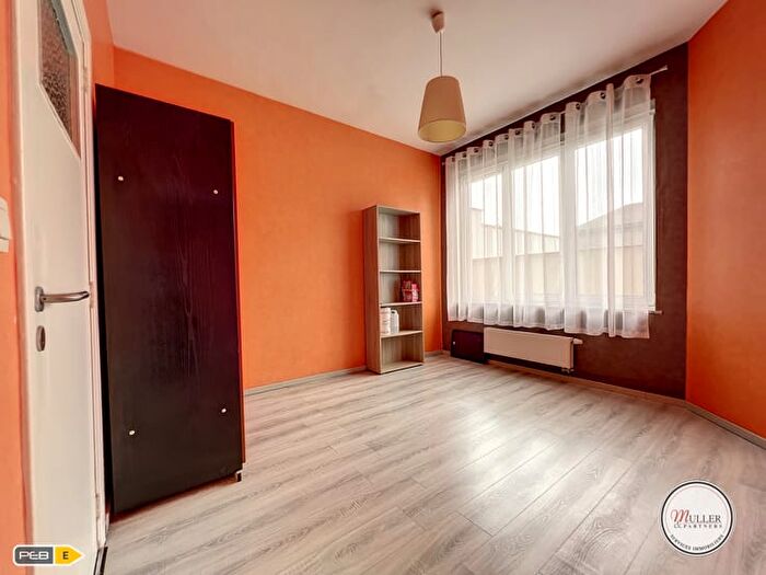 Rue D'ans, Rocourt : Appartement 6 pièces à vendre