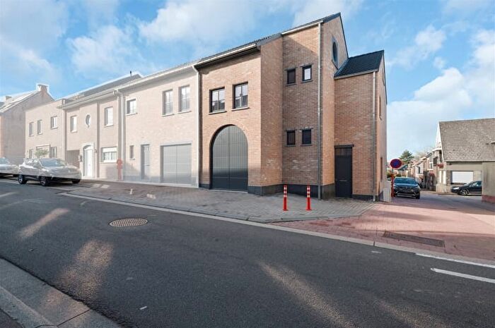 Nijverheidsstraat, ERPEMERE - Maison 4 pièces à vendre