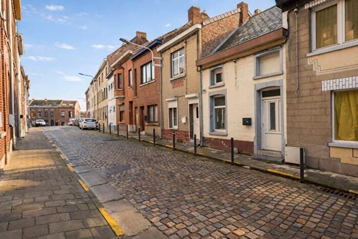 Rue du Phénix, Binche : Maison 2 pièces à vendre