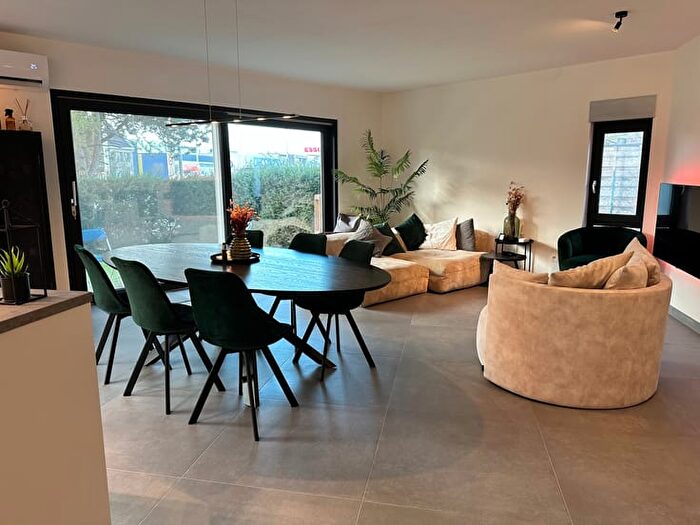 Appartement 7 pièces à Gentse Baan, SintNiklaas, à louer