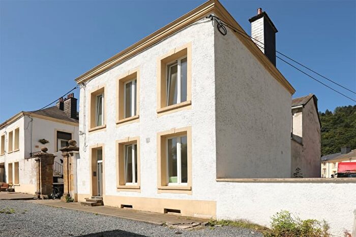 Maison 4 pièces à vendre à Rue des Bastions, BOUILLON