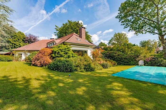 Avenue des Faisans, Kraainem : Maison 5 pièces à vendre