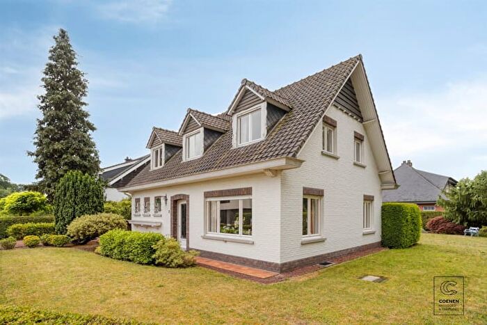 Nieuwstraat, Schilde : Maison 3 pièces à vendre