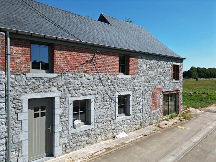 Maison 10 pièces à Rue De Beaumont, Erquelinnes, à vendre
