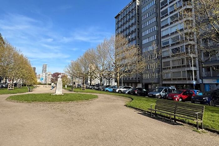 Boulevard Piercot, Liège : Appartement 1 pièce à vendre