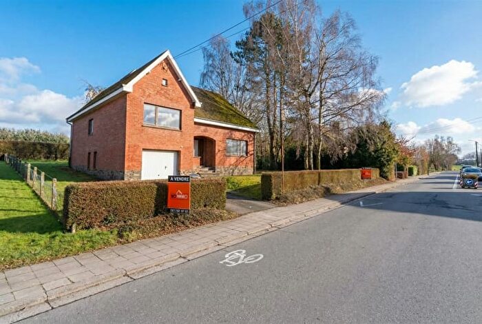 Maison 4 pièces à Rue de la Chapelle, BASTOGNE, à vendre