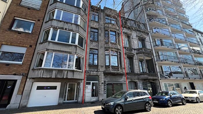 Quai de Gaulle, Liège : Maison 8 pièces à vendre