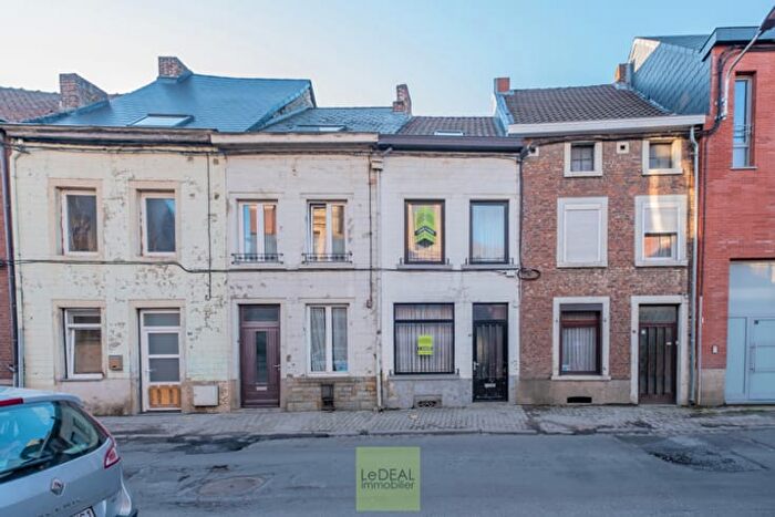 Maison 2 pièces à vendre à Rue Junius Massau, Charleroi Gosselies