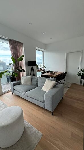 Place Du Lieutenant Callemeyn, Arlon : Appartement à louer
