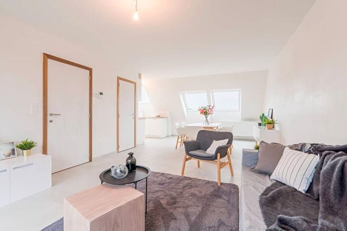 Provenplein, Proven : Appartement 2 pièces à vendre