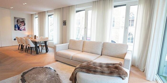 Kortrijk, WestVlaanderen : Appartement 2 pièces à vendre