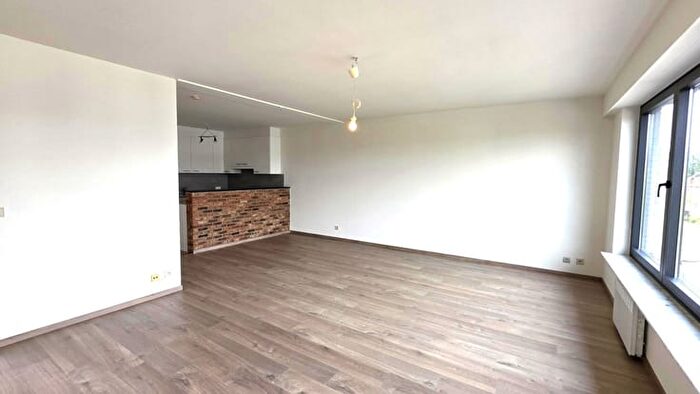 Eugeen Woutersstraat, HeistopdenBerg : Appartement 1 pièce à louer