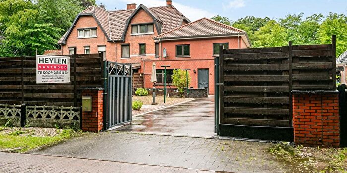 Nijverheidslaan A, Genk - Maison 3 pièces à vendre
