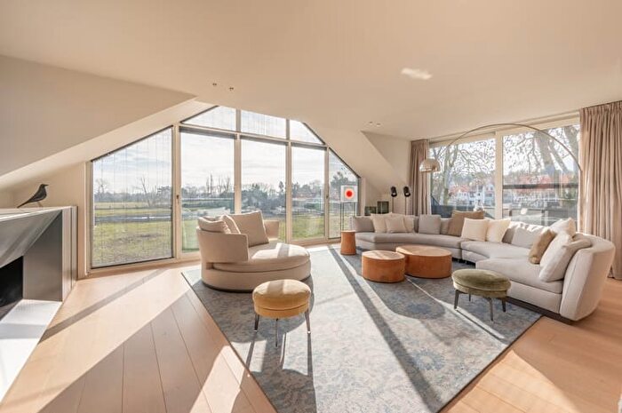 Rijkswachtlaan, A : Maison 16 pièces à vendre
