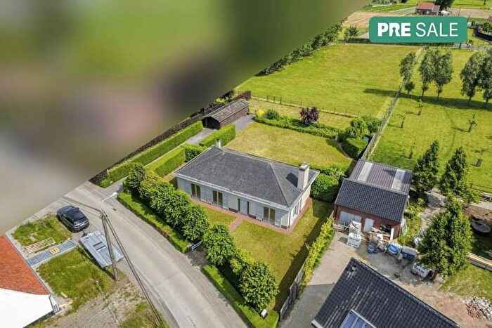 Maison 3 pièces à vendre à Kapellestraat, Koolskamp