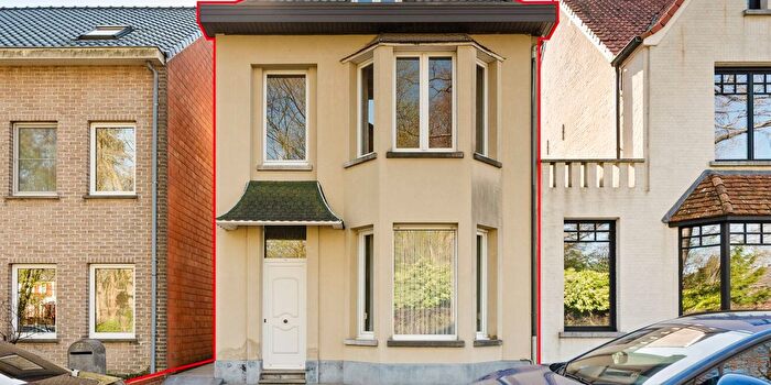 Kerkstraat, OudTurnhout : Maison 3 pièces à vendre