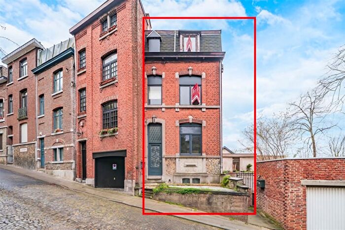 Maison 4 pièces à vendre à Rue de la Chartreuse, Liège