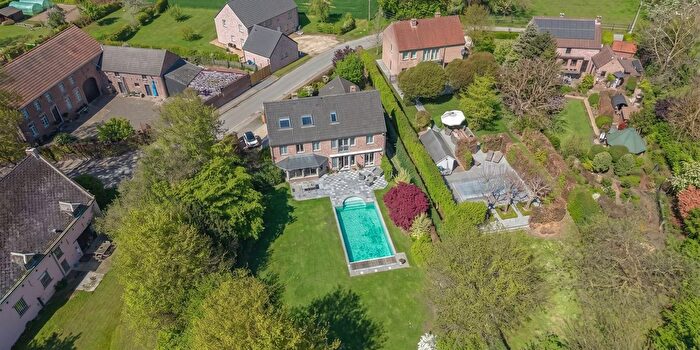 Beauvechain, WaalsBrabant : Maison 4 pièces à vendre