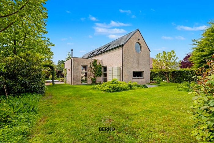 Maison 11 pièces à vendre à Reukens, Schellebelle