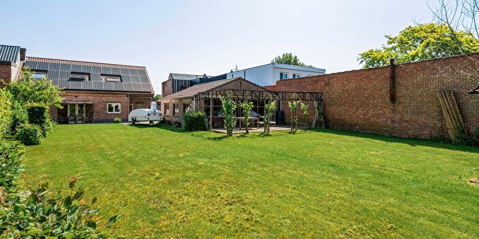 Maison 4 pièces à Duffelsesteenweg, Lint, à vendre