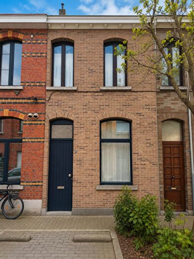 Maison 3 pièces à Kazernestraat, SintNiklaas, à vendre