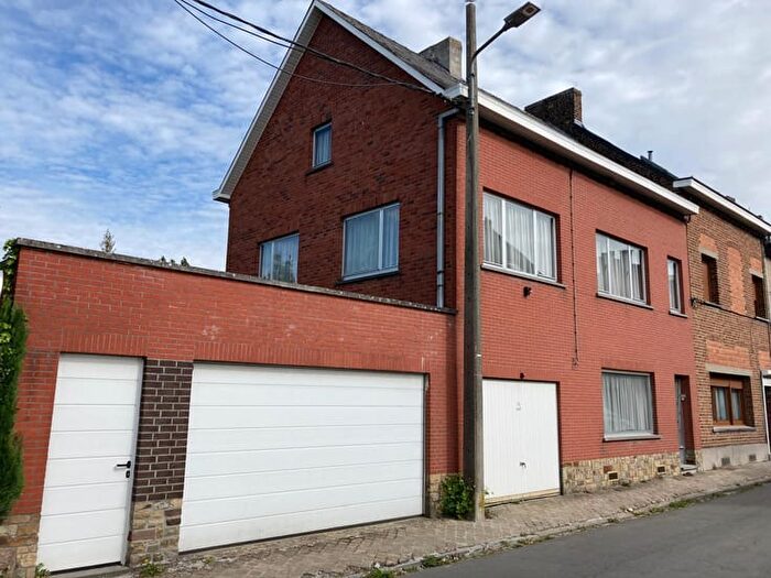 Maison 4 pièces à vendre à Rue De SaintJulien, Ath