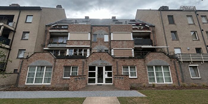 Appartement 3 pièces à louer à Burgemeester Van Gaalstraat, Overpelt