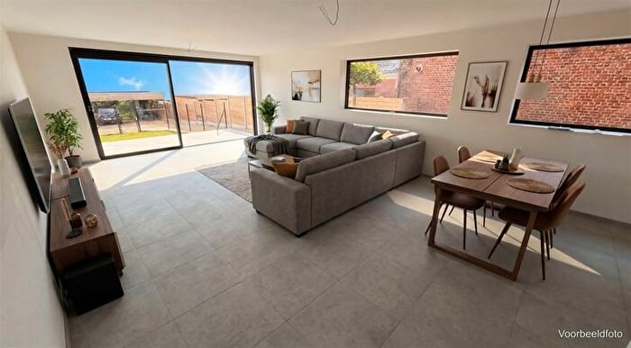 Maison 4 pièces à steenweg, LIERDE, à vendre