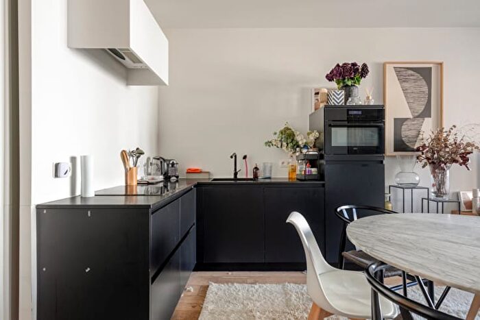 Leopoldstraat, Antwerpen : Appartement 3 pièces à louer