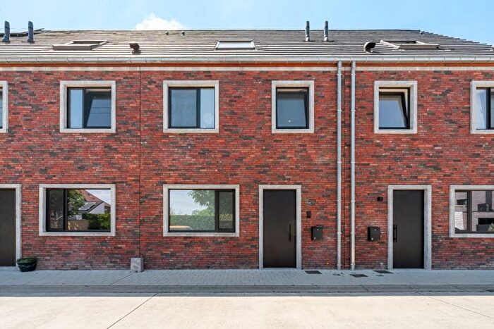 Maison 5 pièces à vendre à Zwarte Reke, Heule