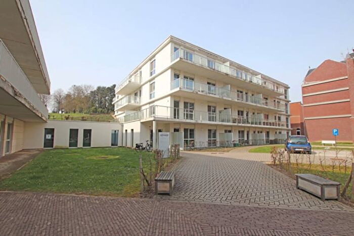 Stroobantsstraat, A : Appartement 1 pièce à louer