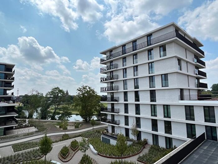 Appartement 9 pièces à louer - Germaine Declercqstraat, Deinze
