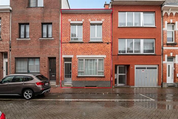 Paulus Beyestraat, Deurne : Maison 3 pièces à vendre