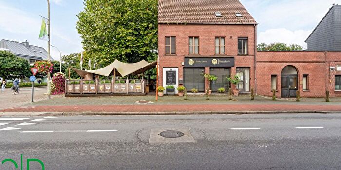 Maison 5 pièces à Boudewijnstraat A B, Grobbendonk, à vendre