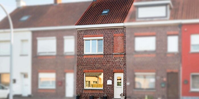 Maison 4 pièces à Graaf van Landaststraat, Eine, à vendre