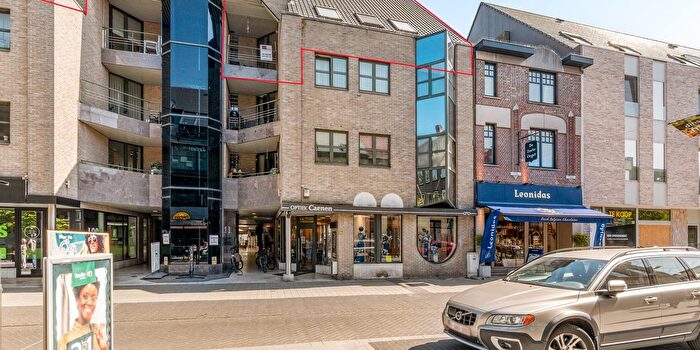 Stationsstraat, Lanaken : Appartement 3 pièces à vendre