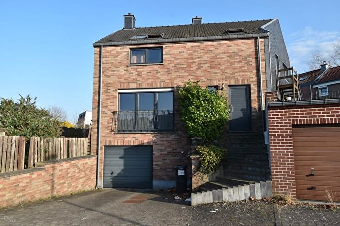 Rue des Fosses, STEMBERT : Maison 6 pièces à vendre
