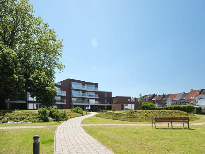 Appartement 8 pièces à vendre - Oswald Ponettestraat B, Ronse