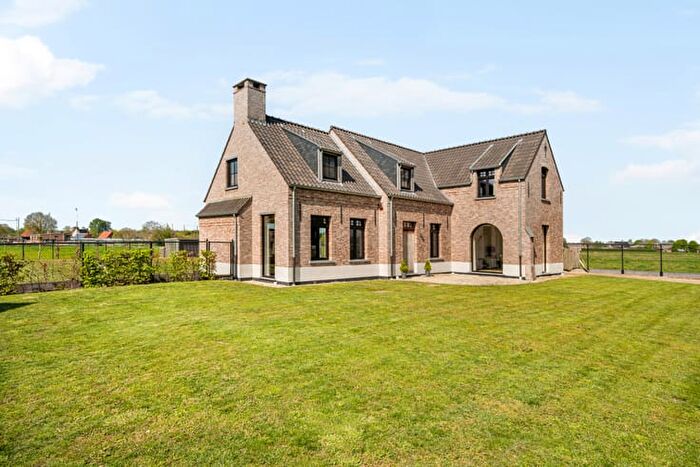 Maison 5 pièces à vendre à Rondeelweg, Hoogstraten
