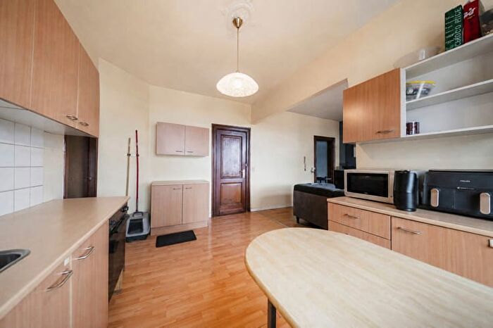 Appartement 6 pièces à Rue Grand Vinave, Stembert, à vendre