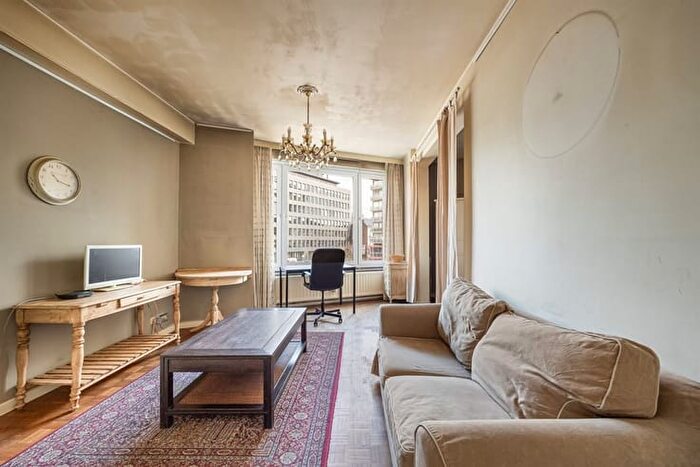 Appartement 1 pièce à vendre - Van Eycklei, v