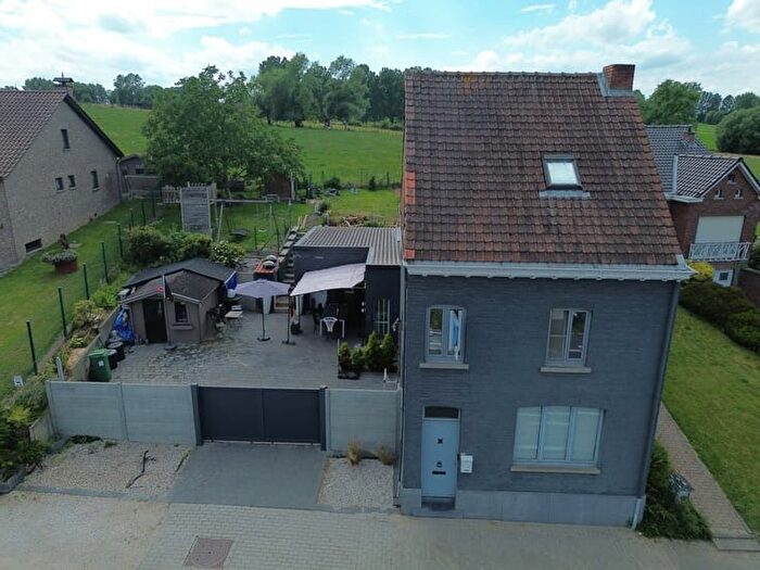 Maison 3 pièces à vendre à GERAARDSBERGSESTEENWEG, NINOVE