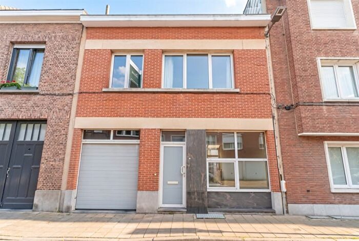 Maison 3 pièces à Mattheus Corvensstraat, Antwerpen, à vendre