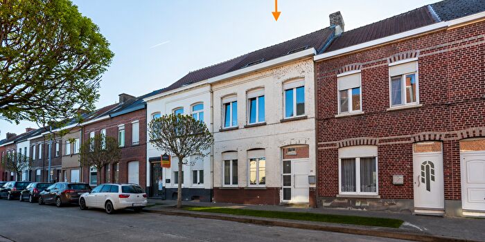 Zonnebloemstraat, Ronse : Maison 5 pièces à vendre