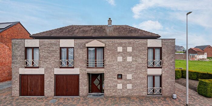 Appartement 5 pièces à Zavelstraat, Munsterbilzen, à vendre