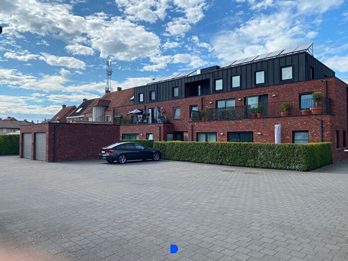 Appartement 8 pièces à louer à SintElooisWinkelstraat, Ledegem