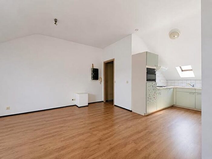 Maison 3 pièces à Place SaintRoch, Châtelet, à vendre