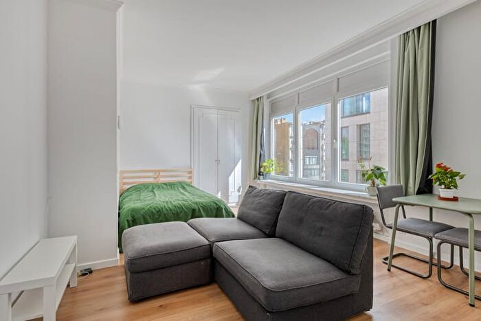Appartement 4 pièces à louer à Charlottalei, Antwerpen