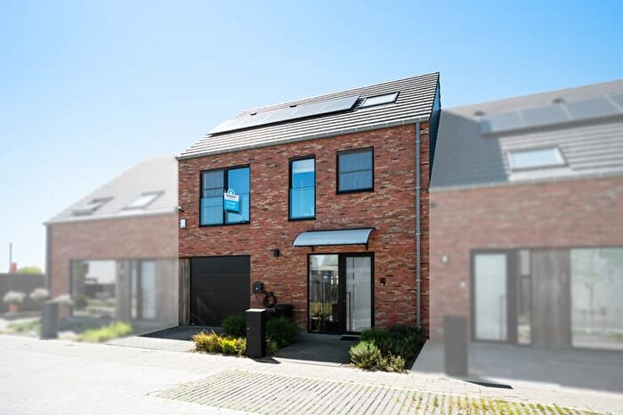 Albert Biesbrouckstraat, Roeselare : Maison 5 pièces à vendre