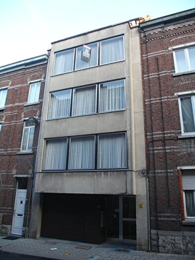 Spoorwegstraat, SINTTRUIDEN - Appartement 2 pièces à louer